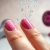 Jak szybko wysuszyć lakier na paznokciach? Domowe sposoby na sukces
